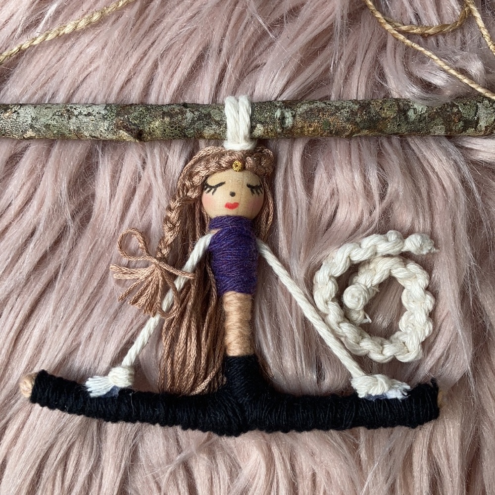 Indi Yoga 🧘‍♀️ Macrame Doll Hanger